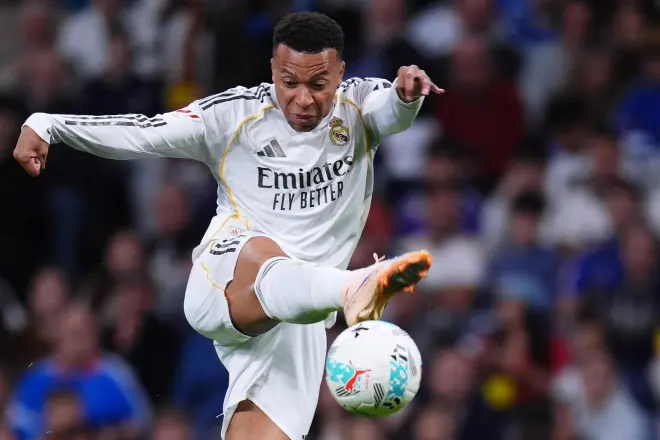 Kylian Mbappe Booed by Real Madrid Fans.