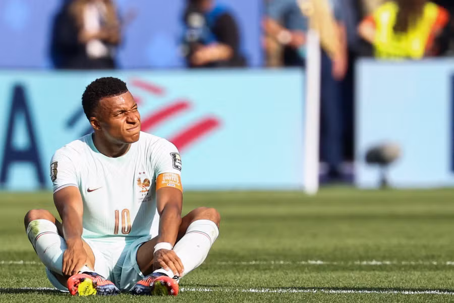 Mbappe Powers France Into World Cup Semi-Finals