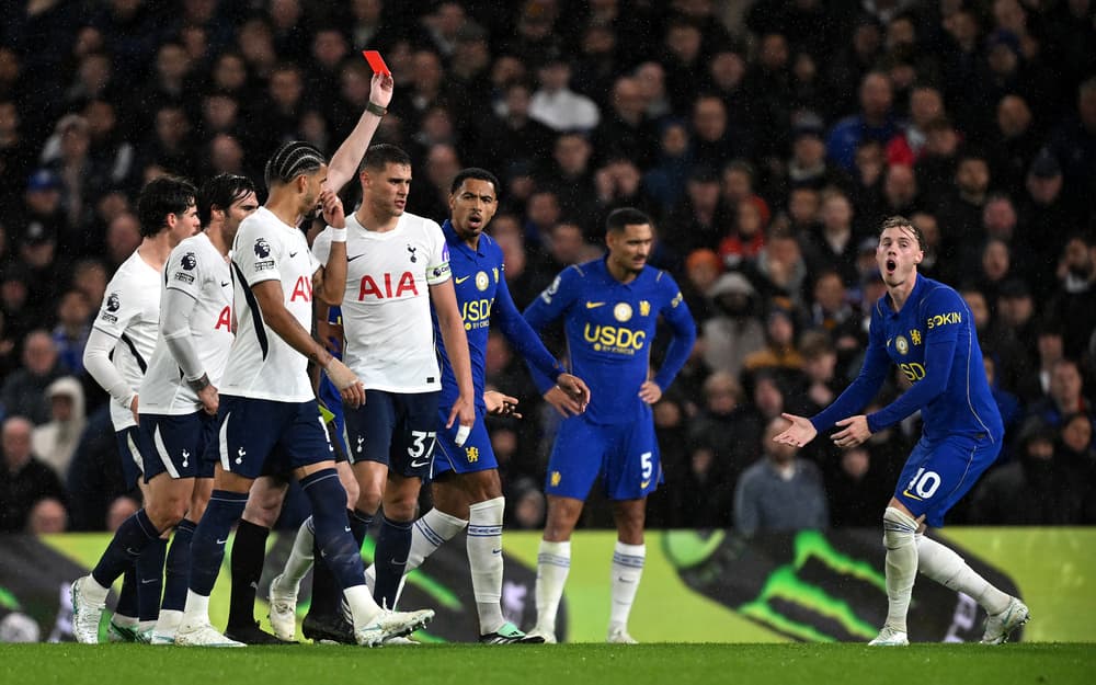 Dramatic Saturday Blows EPL the Title Race Wide Open After Shock Defeat Dramatic Saturday Blows EPL the Title Race Wide Open After Shock Defeat