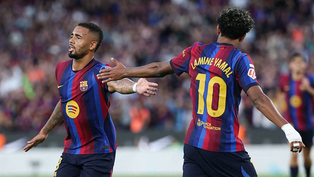 Epic Galatasaray vs Barcelona UCL Clash: Can Barça Stay Unbeaten? Galatasaray vs Barcelona
