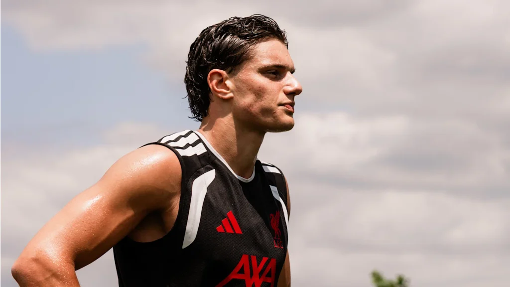 Iraola Shares Crucial Liverpool Fitness Update Ahead of Brentford Clash