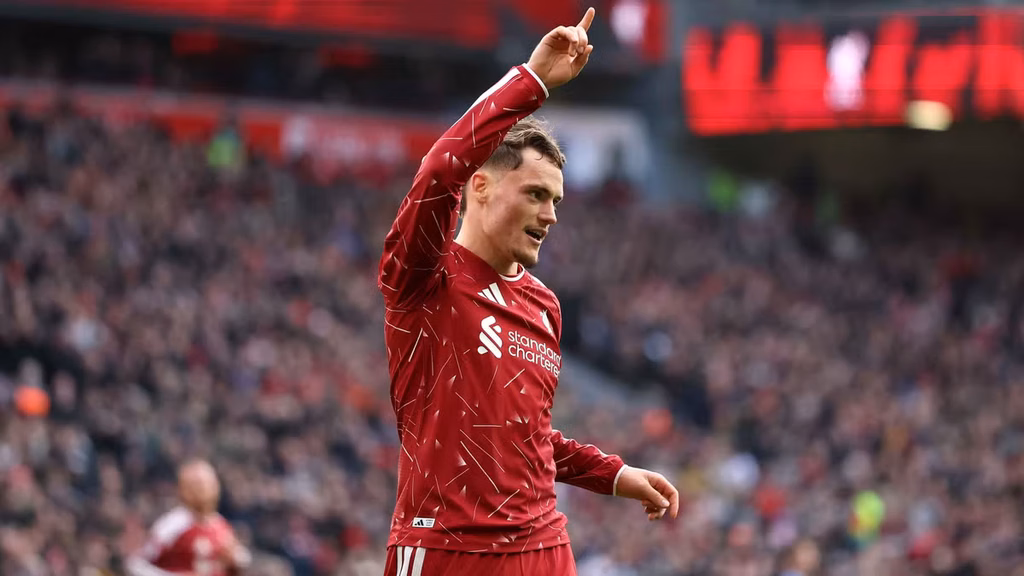 Liverpool Delight: Araujo and Isak Star in Anfield 2:0 Win