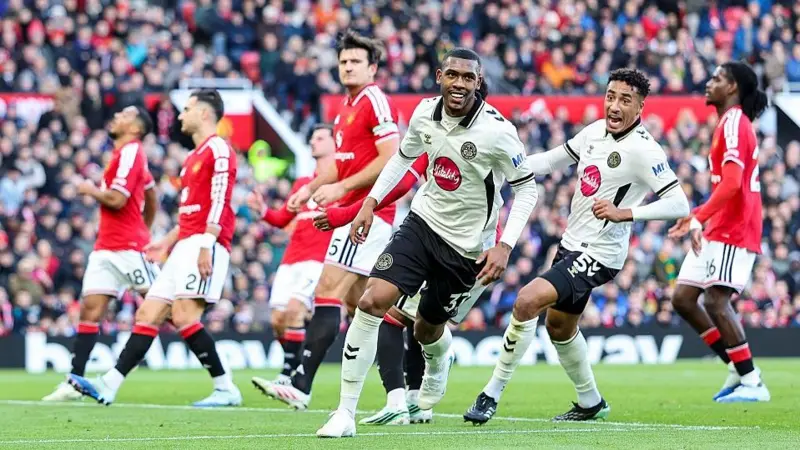 Michael Carrick Crisis Deepens as Bournemouth Humiliate United Michael Carrick Crisis Deepens as Bournemouth Humiliate United